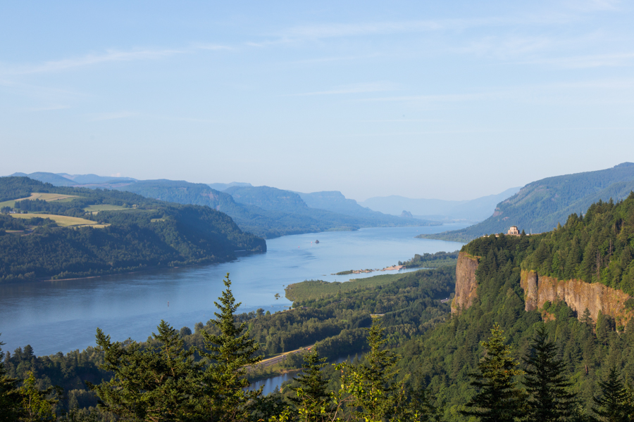 Columbia River Gorge and the Vista House